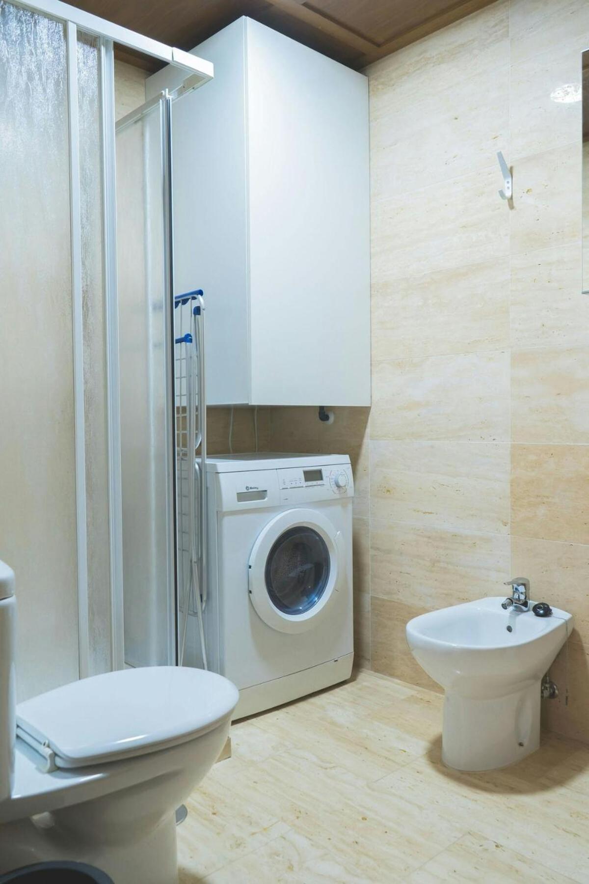 Centrico Apartamento En Calle Carreteria - Málaga Dış mekan fotoğraf