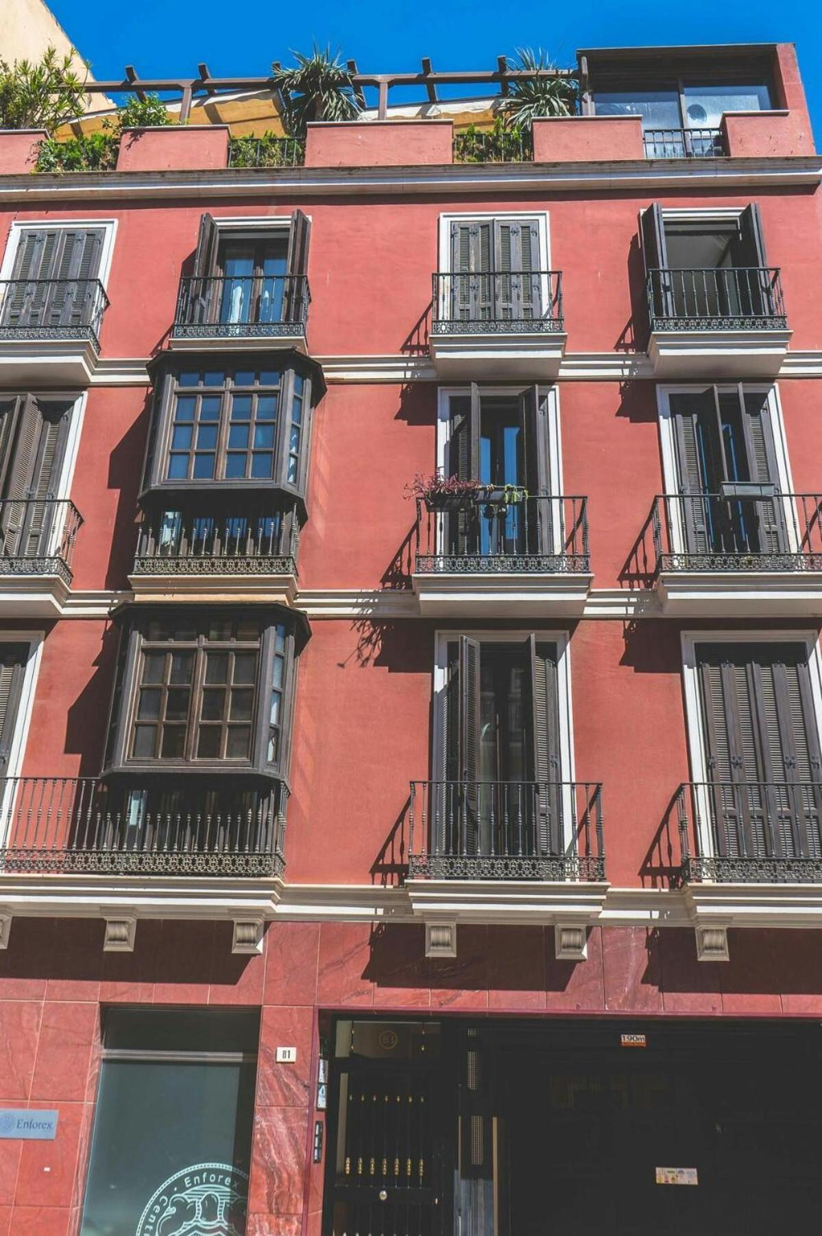 Centrico Apartamento En Calle Carreteria - Málaga Dış mekan fotoğraf